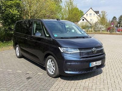 Usado VW Multivan Life 204 HP (150 kW) 2024 Azul Monovolume