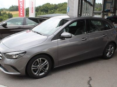 Mercedes B180