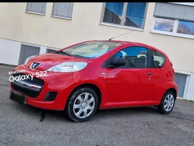 Gebraucht Peugeot 107 68 PS (50 kW) 2010 Rot Kleinwagen
