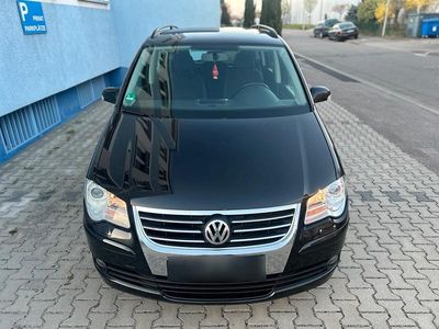 Gebraucht VW Touran 105 PS (77 kW) 2008 Schwarz Van / Kleinbus