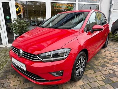 Rot Gebraucht 2016 VW Golf Sportsvan Allstar Van / Kleinbus | 16.990 € (Fairer Preis)