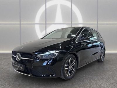 Neu Mercedes B180 Advanced 136 PS (100 kW) 2025 Schwarz Van / Kleinbus