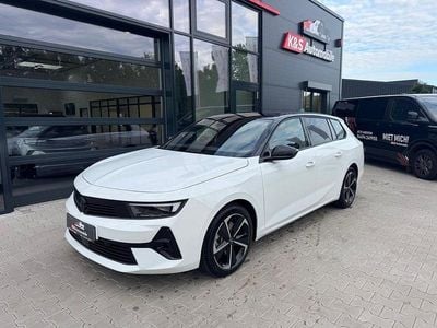Neu Opel Astra 131 PS (96 kW) 2025 Weiß Kombi