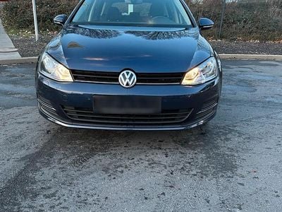 Second-hand VW Golf VII Trendline 86 CP (63 kW) 2016 Albastru Berlinǎ