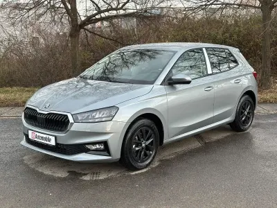 Neu Skoda 105 95 PS (69 kW) 2026 Silber Limousine