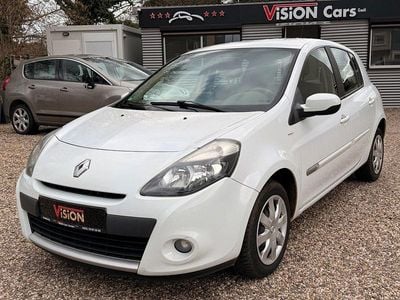 Gebraucht Renault Clio III 103 PS (75 kW) 2012 Weiß Kleinwagen