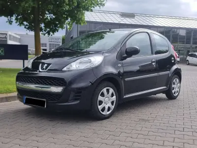 Gebraucht Peugeot 107 Filou 68 PS (50 kW) 2009 Metallicschwarze lackierung Kleinwagen