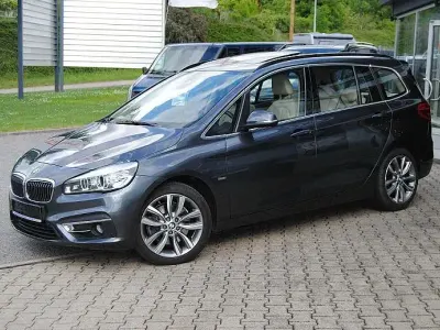 Gebraucht BMW 220 Luxury Line 190 PS (139 kW) 2016 Grau Van / Kleinbus