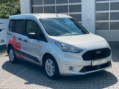 Gebraucht Ford Tourneo Connect 101 PS (74 kW) 2022 Polar silber metallic Van / Kleinbus