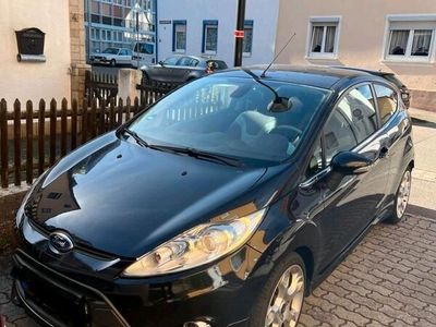 gebraucht Ford Fiesta 1.6