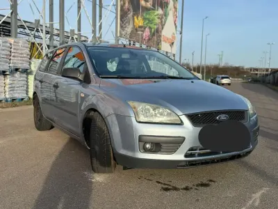 Gebraucht Ford Focus 115 PS (84 kW) 2005 Silber Kombi
