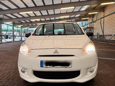 Weiß Gebraucht 2015 Mitsubishi Space Star Kleinwagen | 6.799 €