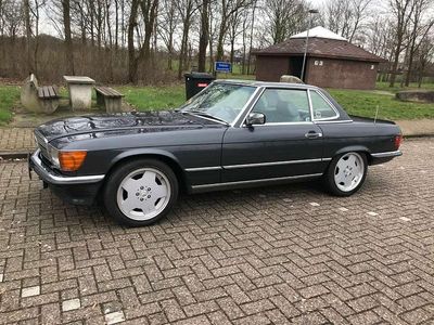 Usata Mercedes 560 231 CV (169 kW) 1988 Blu Cabrio