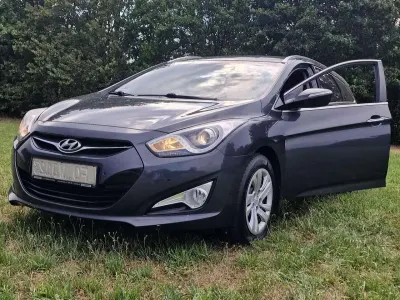 Gebraucht Hyundai i40 Style 136 PS (100 kW) 2014 Grau Kombi