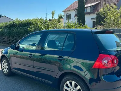 Gebraucht VW Golf VI 80 PS (58 kW) 2008 Blau Kleinwagen
