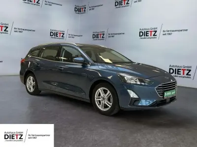 Usata Ford Focus Cool & Connect 125 CV (91 kW) 2021 Blu Station wagon
