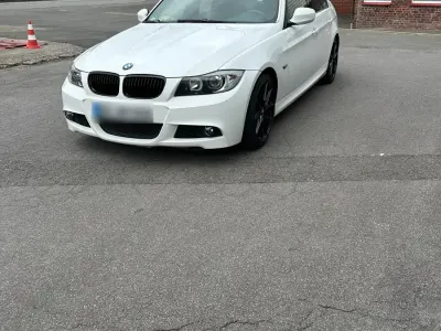 Gebraucht BMW 318 143 PS (105 kW) 2009 Limousine