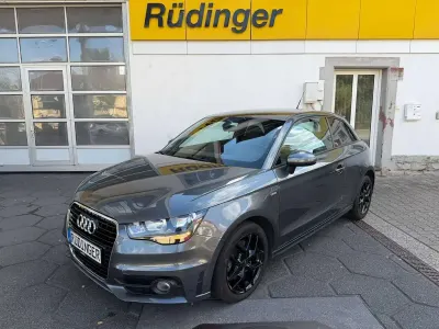 Gebraucht Audi A1 S-Line 185 PS (136 kW) 2012 Grau Kleinwagen