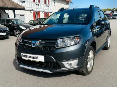 Gebraucht Dacia Sandero Prestige 90 PS (66 kW) 2016 Grau SUV