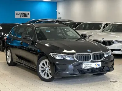 Gebraucht BMW 318 Advantage 150 PS (110 kW) 2022 Schwarz Limousine
