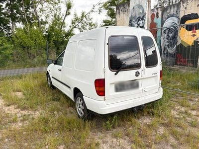 VW Caddy