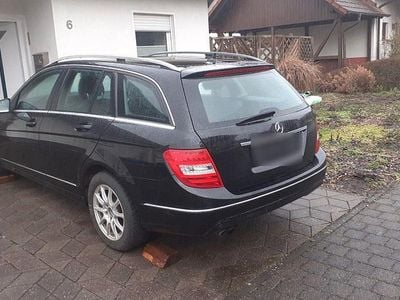 Gebraucht Mercedes C180 Avantgarde 156 PS (114 kW) 2013 Schwarz Kombi