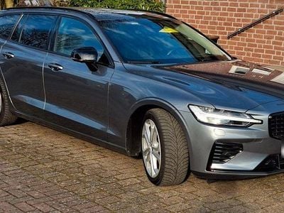 Second-hand Volvo V60 Inscription 341 CP (250 kW) 2021 Gri Break