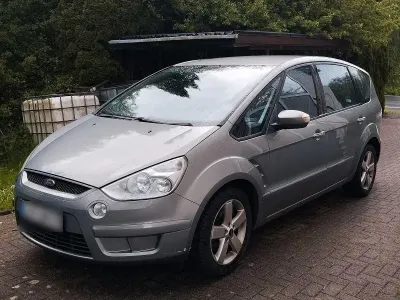 Używany Ford S-MAX Titanium 125 KM (91 kW) 2008 Minivan