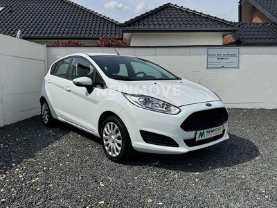 Gebraucht Ford Fiesta Trend 82 PS (60 kW) 2017 Weiß Limousine