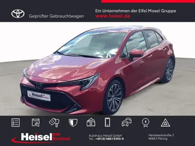 Gebraucht Toyota Corolla Team 184 PS (135 kW) 2022 Karminarot metallic Limousine