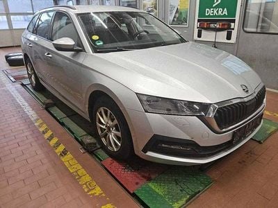 Gebraucht Skoda Octavia Ambition 116 PS (85 kW) 2022 Silber Kombi