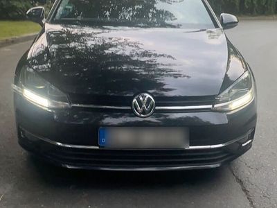 gebraucht VW Golf VII 7 Variant TDI 2018 Xenon