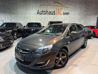 Grau Gebraucht 2013 Opel Astra Limousine | 4.700 € (Fairer Preis)