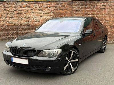 BMW 730