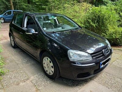Schwarz Gebraucht 2004 VW Golf Limousine | 3.250 € (Guter Preis)