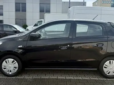 Gebraucht Mitsubishi Space Star 71 PS (52 kW) 2024 Schwarz Kleinwagen