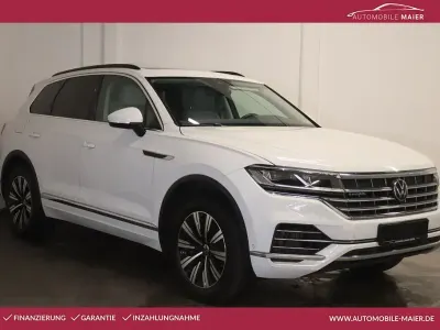 Gebraucht VW Touareg Elegance 381 PS (280 kW) 2022 Pure white SUV