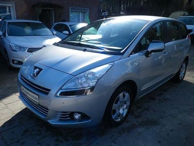 Usata Peugeot 5008 Active 120 CV (88 kW) 2013 Grigio Monovolume