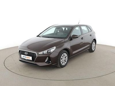 Gebraucht Hyundai i30 Select 120 PS (88 kW) 2018 Braun Limousine