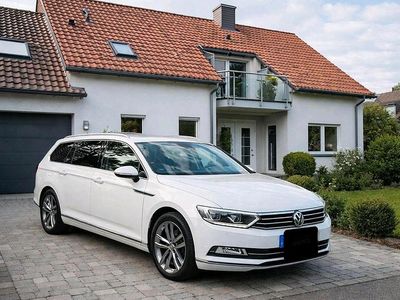 Gebraucht VW Passat R-line 150 PS (110 kW) 2019 Weiß Kombi