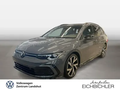 Gebraucht VW Golf VIII Life 150 PS (110 kW) 2021 Mondsteingrau Kombi