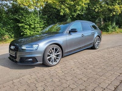 Gebraucht Audi A4 Black Edition 150 PS (110 kW) 2015 Grau Kombi