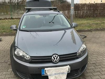 Gebraucht VW Golf VI 140 PS (102 kW) 2011 Silber Kleinwagen