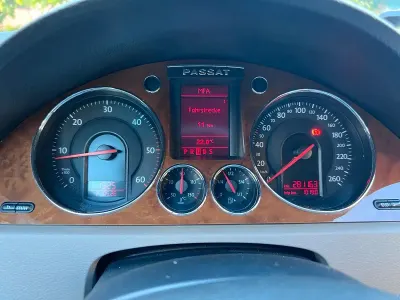 Gebraucht VW Passat 170 PS (125 kW) 2007 Braun Kombi