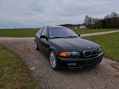 BMW 325