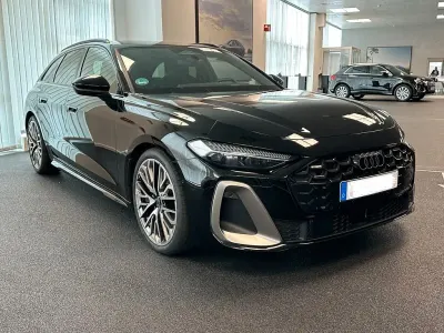 Gebraucht Audi A5 Edition .1 204 PS (150 kW) 2024 Schwarz Kombi