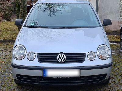 Gebraucht VW Polo 64 PS (47 kW) 2002 Silber Kleinwagen
