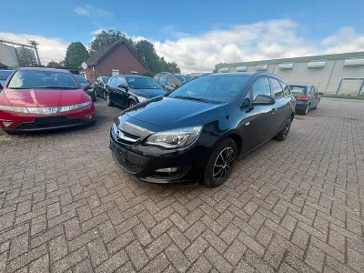 Gebraucht Opel Astra Edition 165 PS (121 kW) 2015 Schwarz Kombi