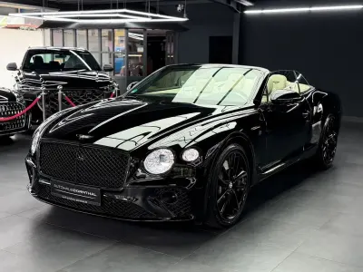 Gebraucht Bentley Continental GT Convertible 635 PS (467 kW) 2019 Schwarz Cabrio