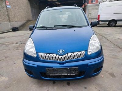 Toyota Yaris Verso